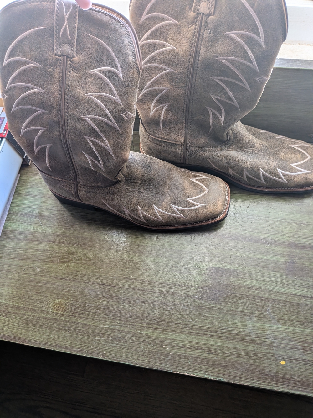 Twisted X Brown Western Cowboy Boots with White Stitching